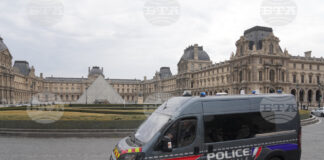 Кражба в Лувъра