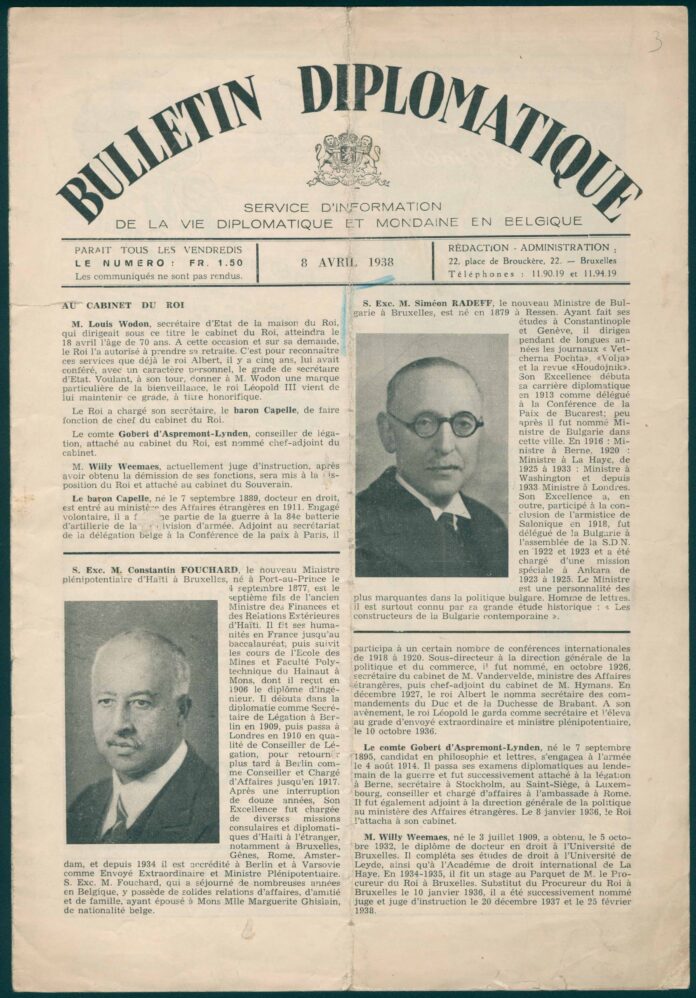 Съобщение за новоназначения пълномощен министър на България в Брюксел Симеон Радев в Дипломатически бюлетин, издание на Информационната служба за дипломатическия и светски живот в Белгия. Брюксел. Април 1938 г. ЦДА, ф. 77К, оп. 4, а.е. 42, л. 3