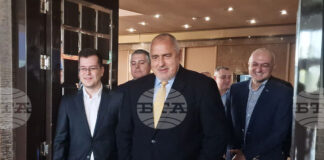 Ако бяхме дезертирали и бяхме отишли на предсрочни избори, това щеше да компрометира държавата в Брюксел, каза в Разград Бойко Борисов