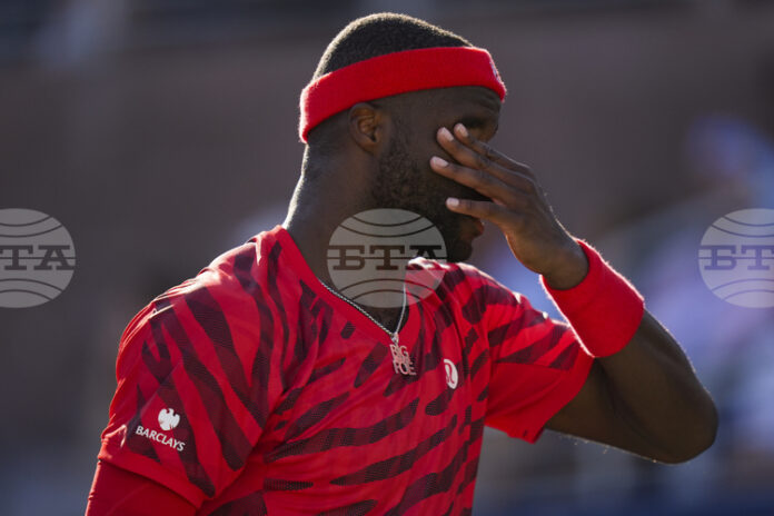 Американският тенисист Франсис Тиафо отказа участие на турнирите до края Американският тенисист Франсис Тиафо отказа участие на турнирите до края на годината