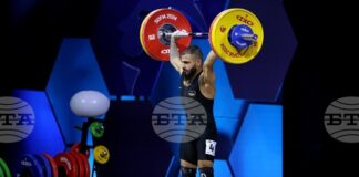 Ангел Русев завърши 13-и в изхвърлянето и не успя да направи успешен опит в изтласкването на Световното първенство по вдигане на тежести в Норвегия