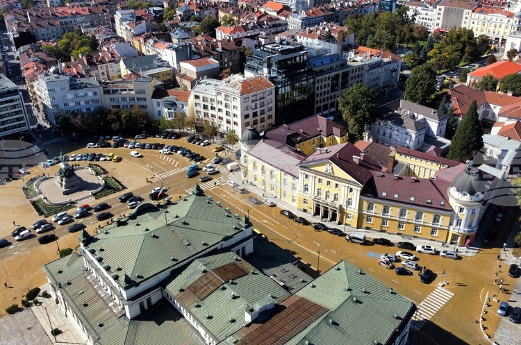 СподелиСъс специален повод свързан с Деня на народните будители Българската