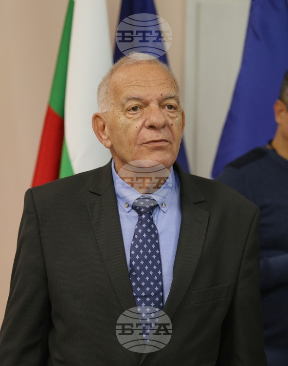 Българският посланик в Румъния Радко Влайков изрази съпричастността на българския Българският посланик в Румъния Радко Влайков изрази съпричастността на българския народ и държава към Румъния заради експлозията в Букурещ