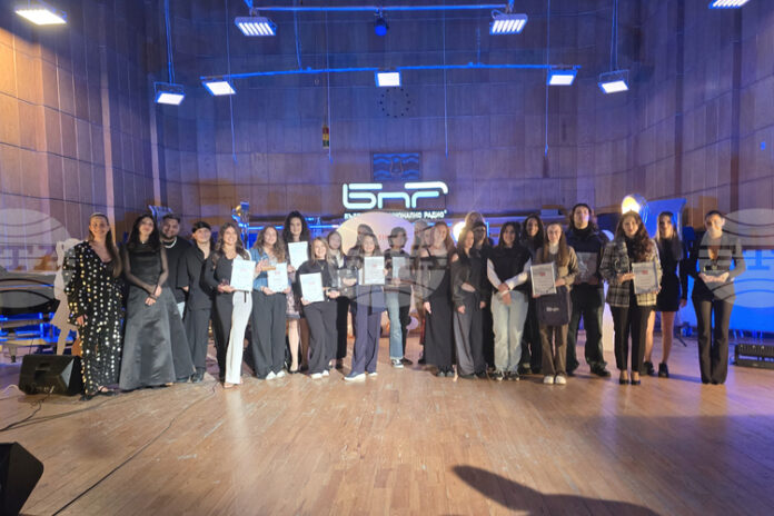 Българското национално радио връчи първите национални награди „Тийн тайм“