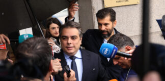 Асен Василев, Кирил Петков и Лена Бориславова поискаха антикорупционната комисия да ги разпита, отказаха им Асен Василев, Кирил Петков, Лена Бориславова