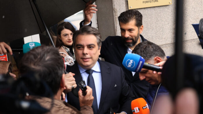 Асен Василев, Кирил Петков, Лена Бориславова