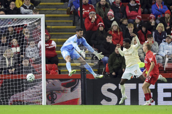 Димитър Митов не успя да помогне на Абърдийн за първи точки в Лигата на конференциите