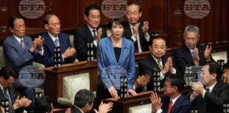 Санае Такаичи стана първата жена премиер на Япония