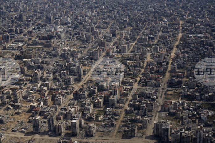 Египет подготвя строителна техника и преместваеми къщи за възстановяването на Газа