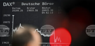 Европейските пазари се сринаха след като Доналд Тръмп заплаши Китай с повишаване на митата