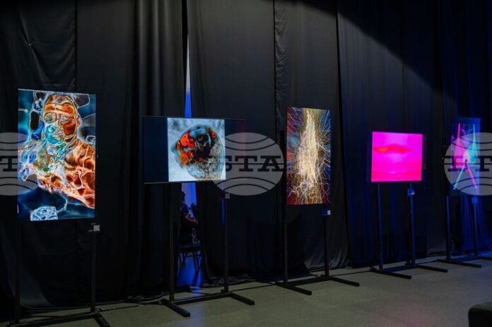 Групова изложба, посветена на връзката между съвременното изкуство и блокчейн културата, се проведе в София