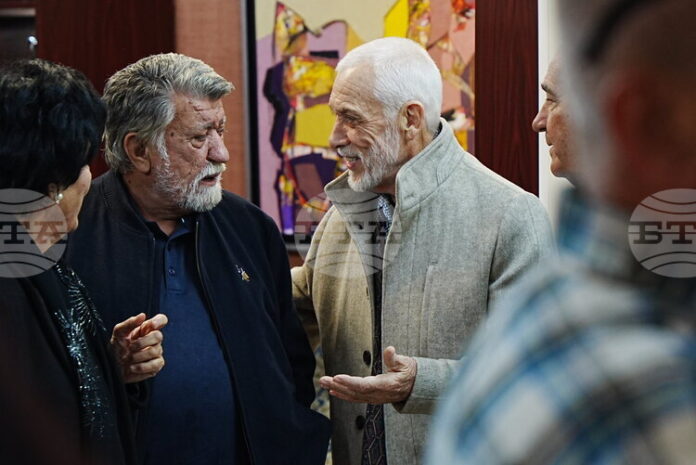 Художникът Васил Стоев и скулпторът Вежди Рашидов откриха съвместна изложба в Пловдив