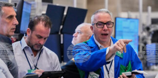 Индексите на Уолстрийт откриха на рекордни нива благодарение на надеждите за търговско примирие между САЩ и Китай