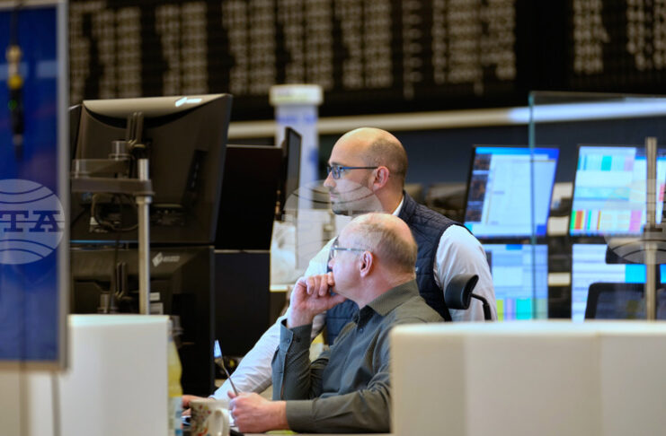 Индексите на водещите европейски фондови пазари затвориха на рекордно високи нива след признаци за облекчаване на търговското напрежение между САЩ и Китай