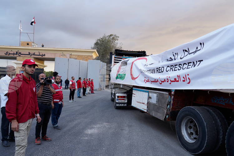 СподелиИзраел е решил да отвори граничния контролно пропускателен пункт Рафах между