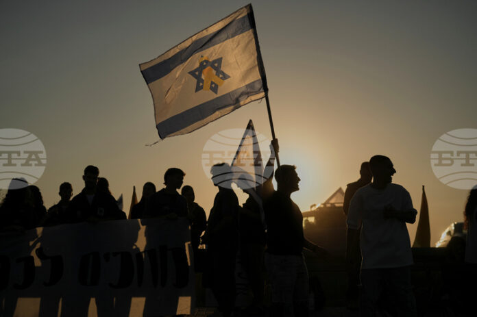 Израелският заложник с българско гражданство Матан Ангрест е сред първите Израелският заложник с българско гражданство Матан Ангрест е сред първите седем освободени от "Хамас", става ясно от публикация на израелското външно министерство