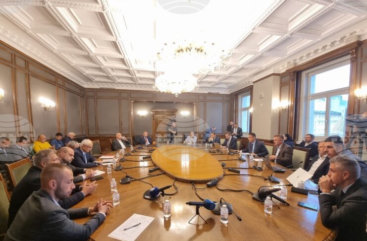 Комисията по отбрана подкрепи на първо четене промени в Закона за отбраната и въоръжените сили