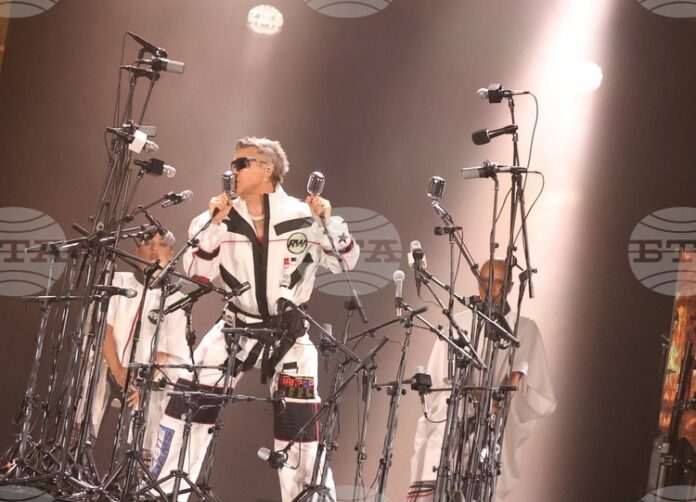 Концертът на Роби Уилямс в Истанбул е отменен от съображения за сигурност, съобщи певецът