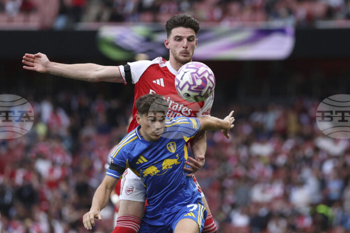 Крилото на Лийдс Даниел Джеймс ще бъде извън терените до шест седмици заради контузия на глезена