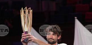 Квалификантът Валентин Вашеро завоюва първа титла в кариерата си от АТП след триумф на турнира от сериите "Мастърс" в Шанхай