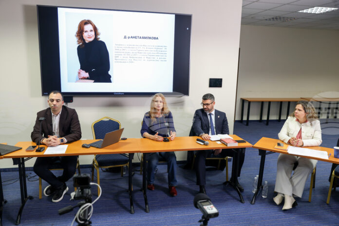 Международният мир е заложник на войната между Украйна и Русия, заявиха експерти на конференция „Европа и светът между мира и войната“