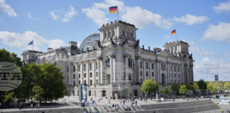 Министерството на икономиката на Германия повишава очакванията си за растеж за тази година до 0,2 на сто, твърди източник на Ройтерс