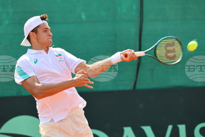 Младият ни талант Александър Василев се класира напред на тенис турнир в Хераклион след успех срещу японец