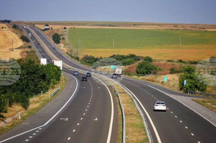 На 6 октомври в два участъка на магистрала „Тракия“ в област Ямбол ще се извършват ремонти, съобщиха от АПИ