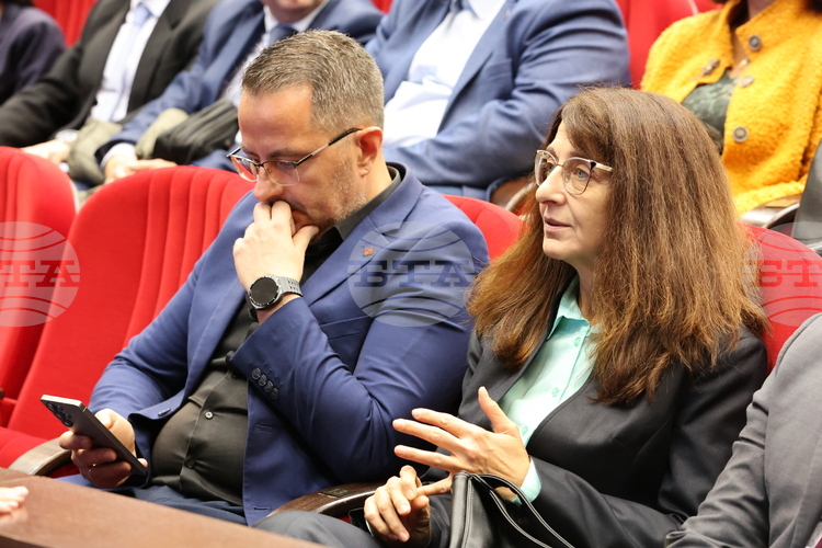 Сподели Отличията са част от проекта за създаване на каталог