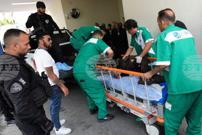 ОБНОВЕНА
                                                                                                Броят на жертвите при полицейска операция срещу наркотрафика в бразилския град Рио де Жанейро достигна до 64 души