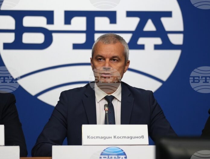 ОБНОВЕНА  Костадин Костадинов съобщи, че е подал сигнал до прокуратурата срещу Бойко Борисов във връзка със статия на „Уолстрийт Джърнал“