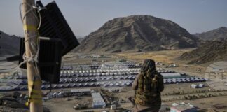 ОБНОВЕНА 
                                                                                                Пакистан затвори граничните си пунктове с Афганистан след сблъсъци по границата и размяна на огън