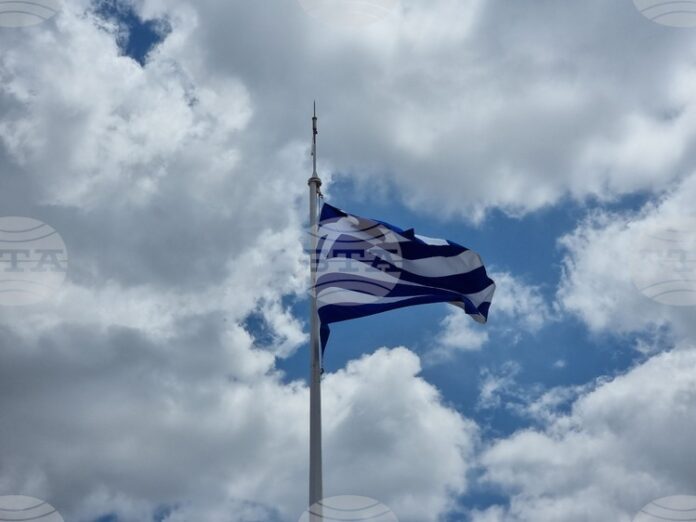 ОБНОВЕНА Полет, превозващ 27 гръцки граждани и 134 чужденци, участвали в международната флотилия "Сумуд", включително Грета Тунберг, кацна в Атина