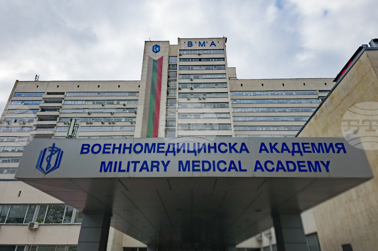 СподелиОбщо 18 млади мъже и жени ще получат званието лейтенант