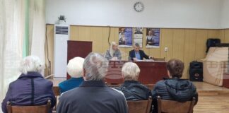 Обзор
                                                                                                Пътят на еврото: Експерти от КЗП и НАП разясниха на гражданите в 24 общини през седмицата основни въпроси от процеса по въвеждане на еврото у нас