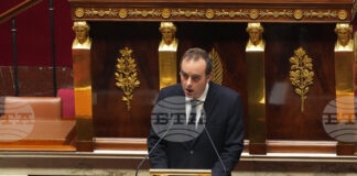 ОБЗОР
                                                                                                Правителството във Франция отменя временно пенсионната реформа с надеждата да избегне вот на недоверие