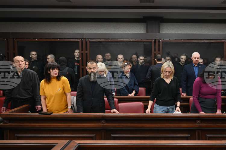 СподелиРуски военен съд осъди 15 членове на украинска паравоенна група