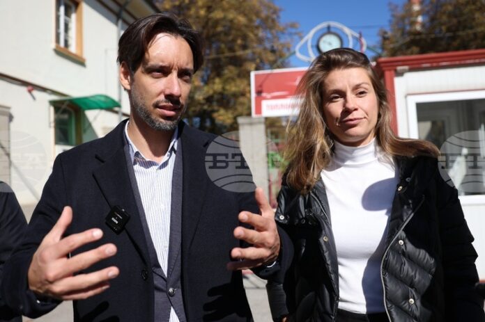 Подготвя се нечиста сделка с "Топлофикация", която или ще отиде в ръцете на хора с прякори или при отдавнашните олигарси в енергетиката, заяви Борис Бонев