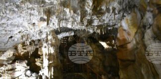 Повече от 5700 туристи са посетили пещера "Добростански бисер" край Асеновград, а приходите от дейността нарастват до 41 035 лв.