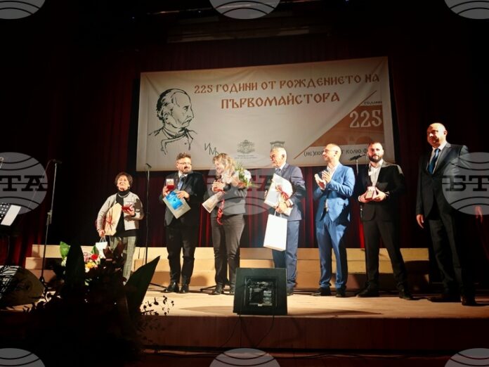 Председателят на Народното събрание Наталия Киселова присъства на кулминацията на тържествата по повод 225 години от рождението на Колю Фичето в Дряново