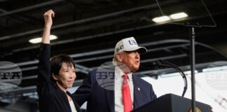 ПРЕГЛЕД НА ПЕЧАТА
                                                                                                Посещението на Доналд Тръмп в Япония е водеща тема в западния печат