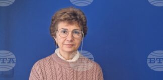 Проф. Вера Бонева представи в Троян книгата си за Чудомир „Въобщественик“