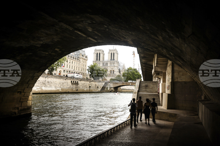 СподелиМеждународната рейтингова компания Ес енд Пи Глоубъл S P Global неочаквано