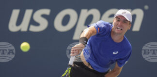 Рафаел Колиньон отстрани Алехандро Давидович Фокуна на четвъртфиналите на турнира по тенис за мъже в Брюксел