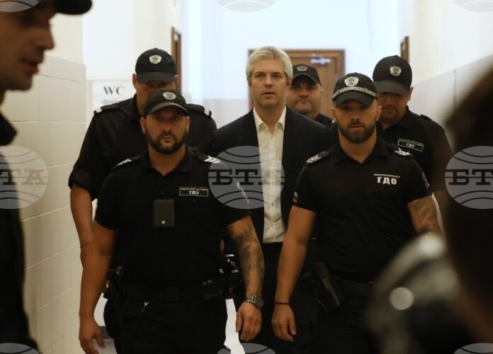 Съдът остави в ареста кмета на Врана Благомир Коцев