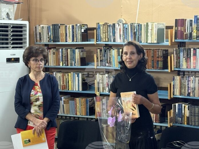 Самоковската писателка Магдалена Борисова представи стихосбирката си „Коренът“