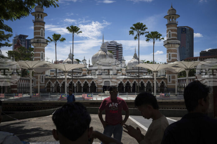 САЩ и Китай започнаха търговските си преговори в Куала Лумпур