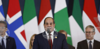 Сиси призовава европейските сили да насърчават спазването на споразумението за Газа