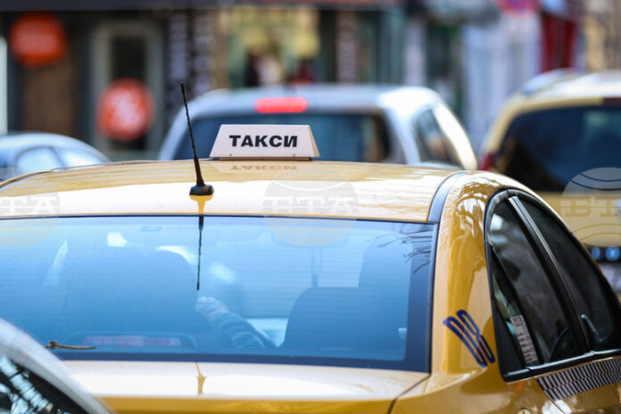 Столичната комисия по транспорт ще обсъди в понеделник искането на таксиметровия бранш за актуализация на цените