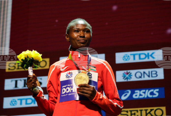 Световната рекордьорка в маратона при жените Рут Чепнгетич получи тригодишно наказание за употреба на забранено вещество